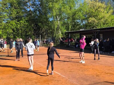 Sportovní dopoledne - přehazovaná