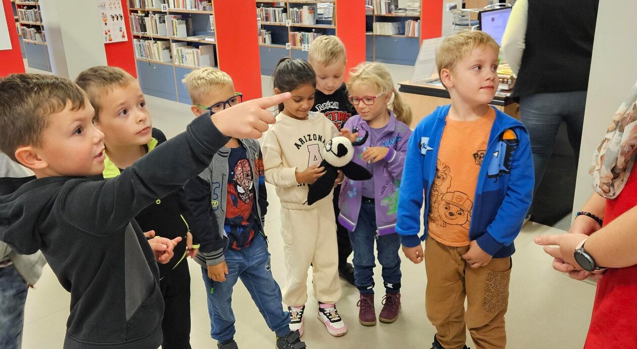 Návštěva knihovny  - POHÁDKA O NEKONEČNU, maskot Čtenda.